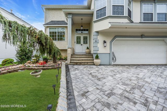 81 Ortley Court, Matawan, NJ 07747