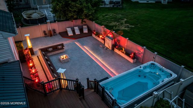 81 Ortley Court, Matawan, NJ 07747