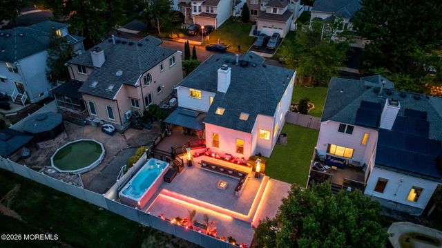 81 Ortley Court, Matawan, NJ 07747
