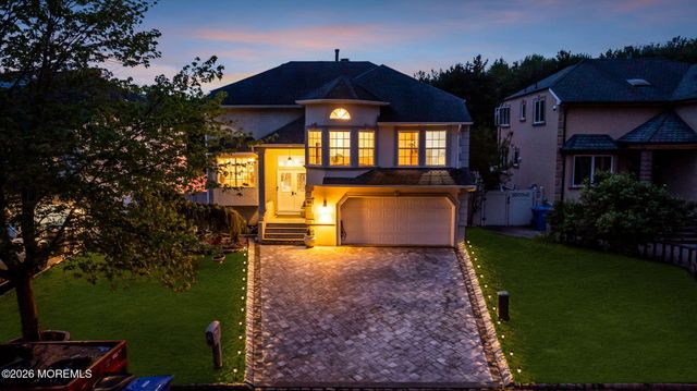81 Ortley Court, Matawan, NJ 07747