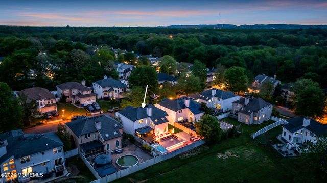81 Ortley Court, Matawan, NJ 07747