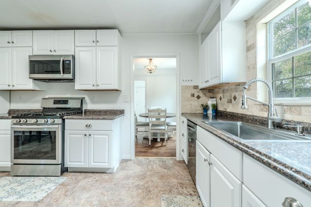 403 Norton Street, Weatherford, TX 76086