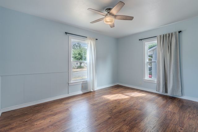 403 Norton Street, Weatherford, TX 76086