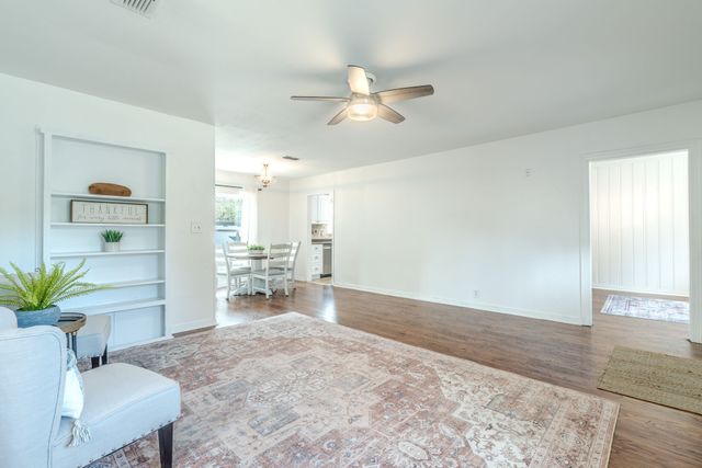 403 Norton Street, Weatherford, TX 76086
