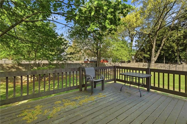 365 Maple Street, Warwick, RI 02888