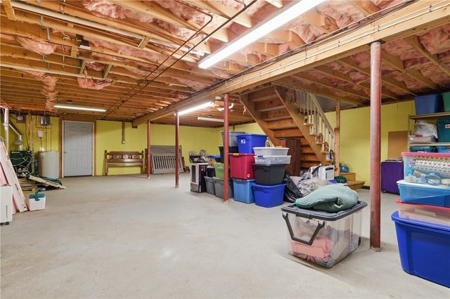 365 Maple Street, Warwick, RI 02888