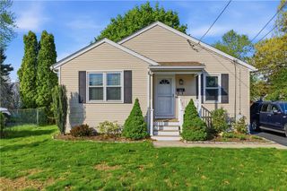 365 Maple Street, Warwick, RI 02888