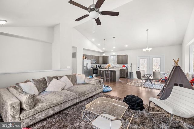 2308 LAKEVIEW PKWY, Locust Grove, VA 22508