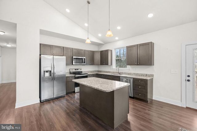 2308 LAKEVIEW PKWY, Locust Grove, VA 22508