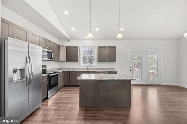 2308 LAKEVIEW PKWY, Locust Grove, VA 22508