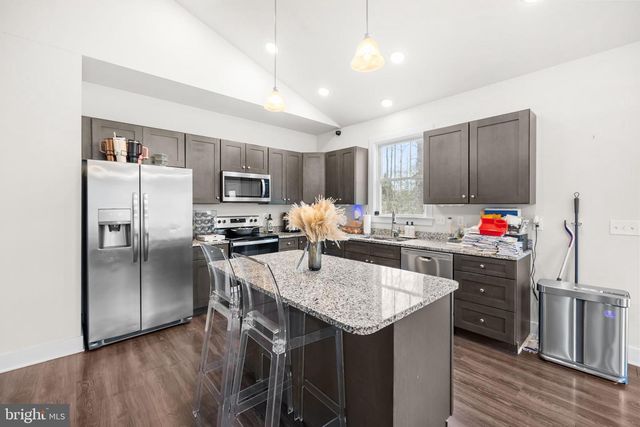 2308 LAKEVIEW PKWY, Locust Grove, VA 22508