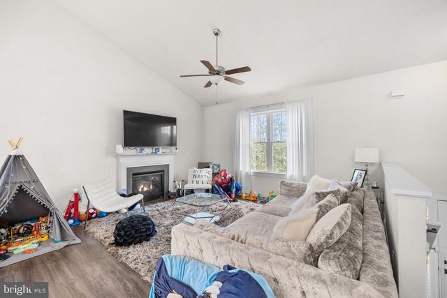 2308 LAKEVIEW PKWY, Locust Grove, VA 22508