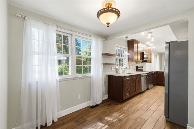 418 Zimmer Drive, Fairborn, OH 45324
