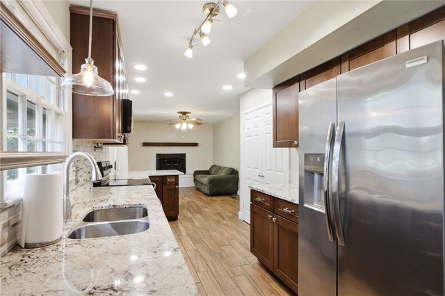 418 Zimmer Drive, Fairborn, OH 45324