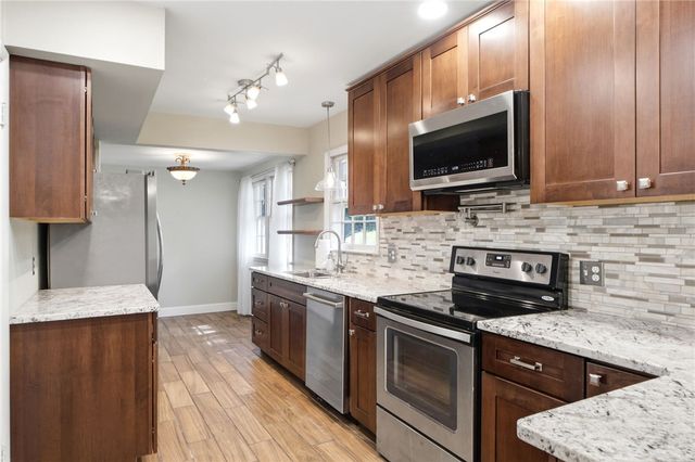 418 Zimmer Drive, Fairborn, OH 45324