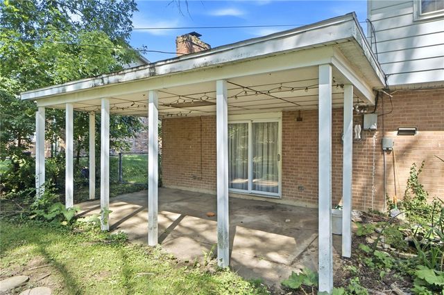 418 Zimmer Drive, Fairborn, OH 45324
