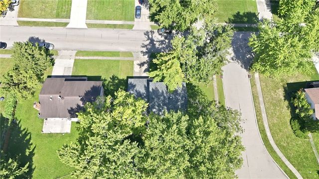 418 Zimmer Drive, Fairborn, OH 45324