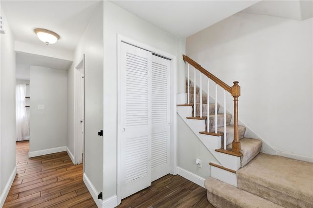 418 Zimmer Drive, Fairborn, OH 45324
