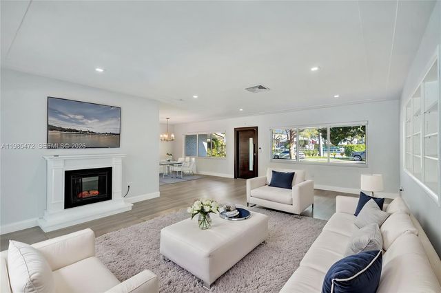 1110 NE 100th St, Miami Shores, FL 33138