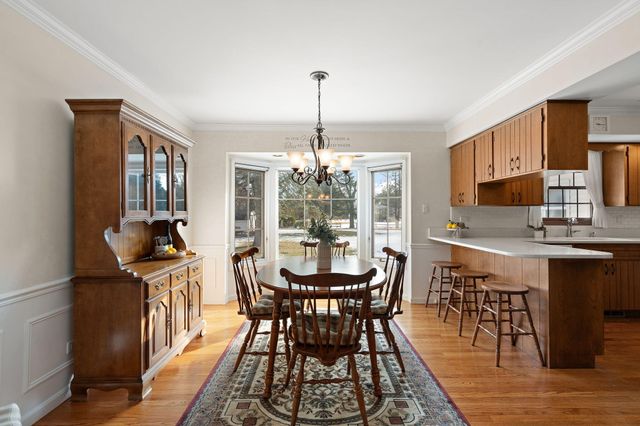 8423 Harrison Avenue, Munster, IN 46321