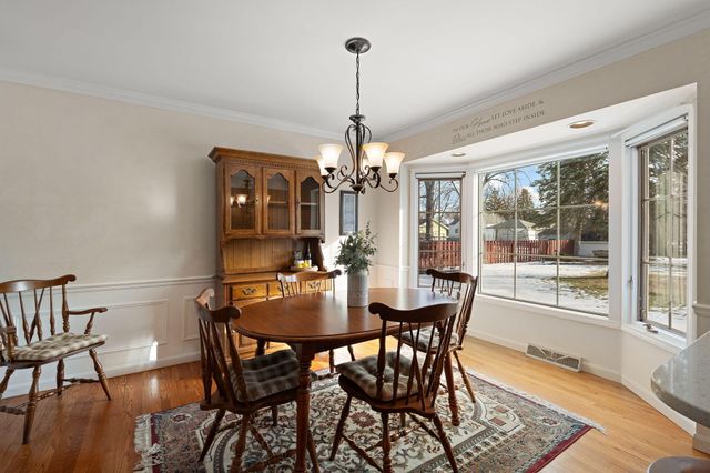 8423 Harrison Avenue, Munster, IN 46321