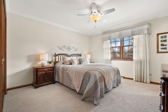 8423 Harrison Avenue, Munster, IN 46321