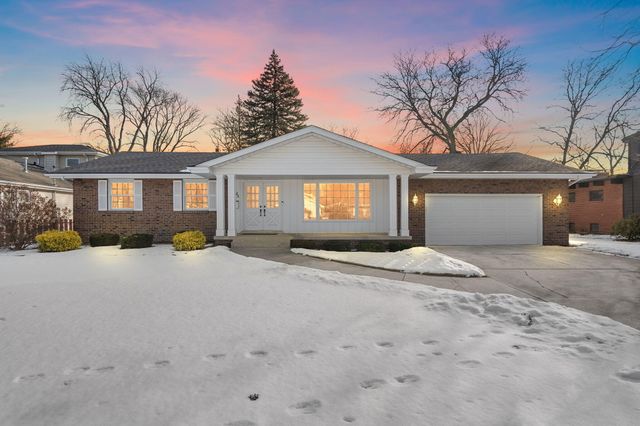 8423 Harrison Avenue, Munster, IN 46321