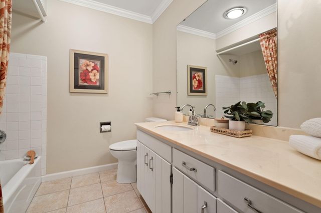 8423 Harrison Avenue, Munster, IN 46321