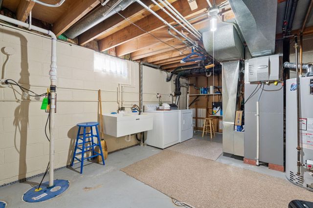 8423 Harrison Avenue, Munster, IN 46321