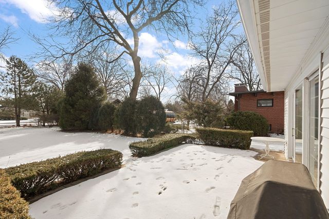 8423 Harrison Avenue, Munster, IN 46321