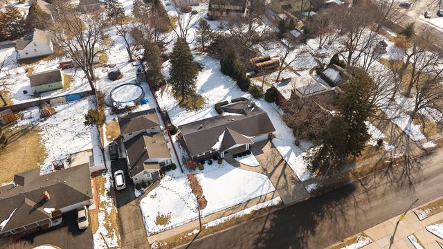 8423 Harrison Avenue, Munster, IN 46321