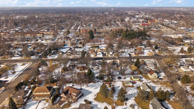 8423 Harrison Avenue, Munster, IN 46321