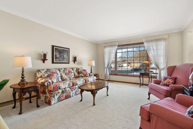 8423 Harrison Avenue, Munster, IN 46321