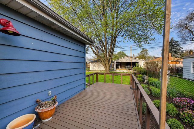 7810 Kilbourn Avenue, Skokie, IL 60076