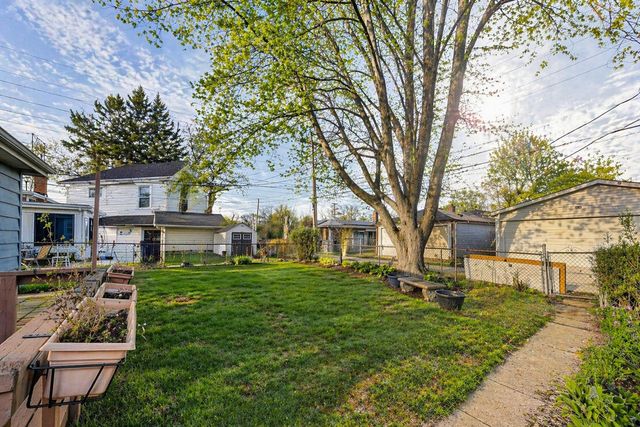 7810 Kilbourn Avenue, Skokie, IL 60076