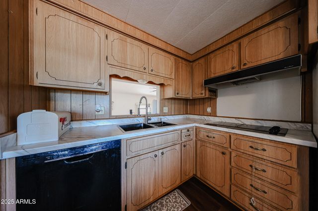 4353 E FREMONT Street, Phoenix, AZ 85042