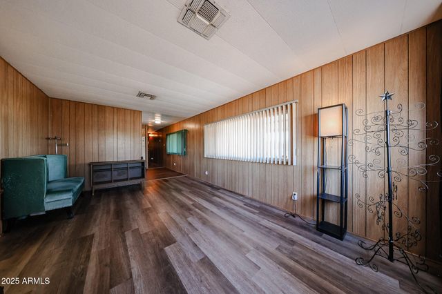 4353 E FREMONT Street, Phoenix, AZ 85042