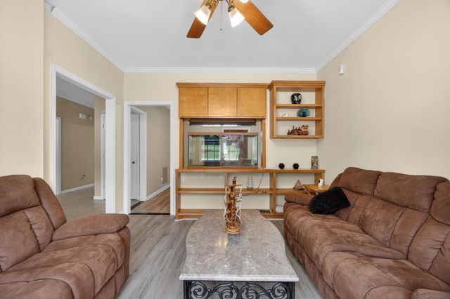 68 Woodlawn Lane, North Augusta, SC 29841