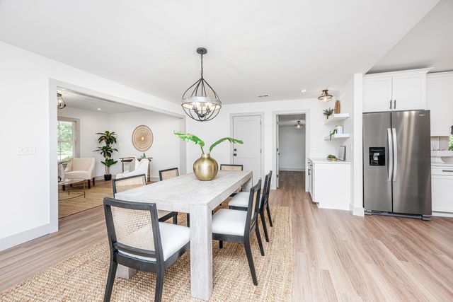 2150 Pierpont Avenue, Charleston, SC 29414