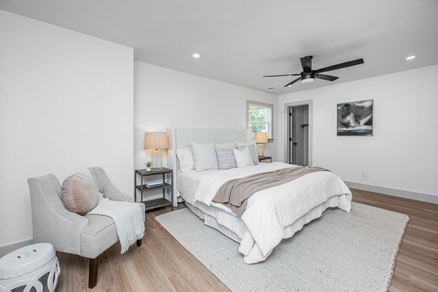 2150 Pierpont Avenue, Charleston, SC 29414