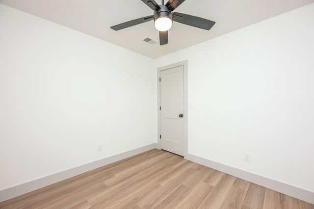 2150 Pierpont Avenue, Charleston, SC 29414