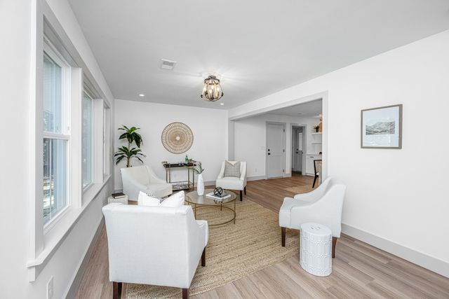 2150 Pierpont Avenue, Charleston, SC 29414