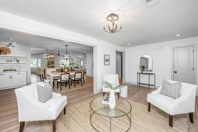 2150 Pierpont Avenue, Charleston, SC 29414