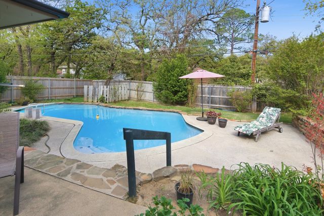 3315 Yellowstone Drive, Arlington, TX 76013