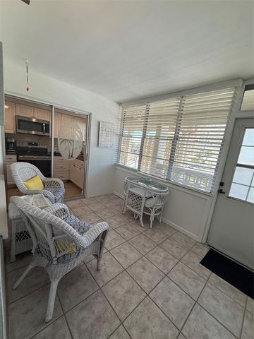 4455 DUHME ROAD 305, St Petersburg, FL 33708