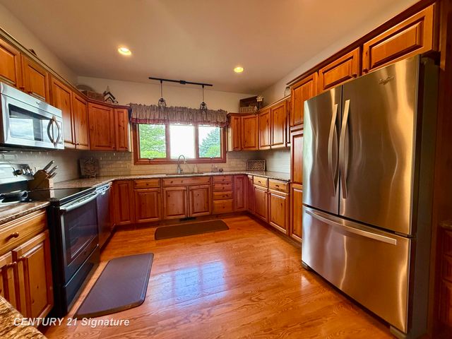 5689 Lawndale Road, Kochville Twp, MI 48604