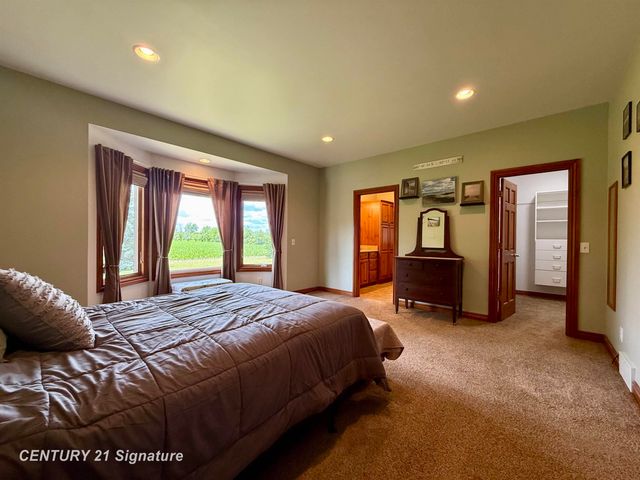 5689 Lawndale Road, Kochville Twp, MI 48604