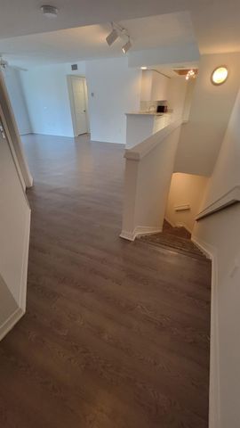 4197 N Haverhill Road 208, West Palm Beach, FL 33417