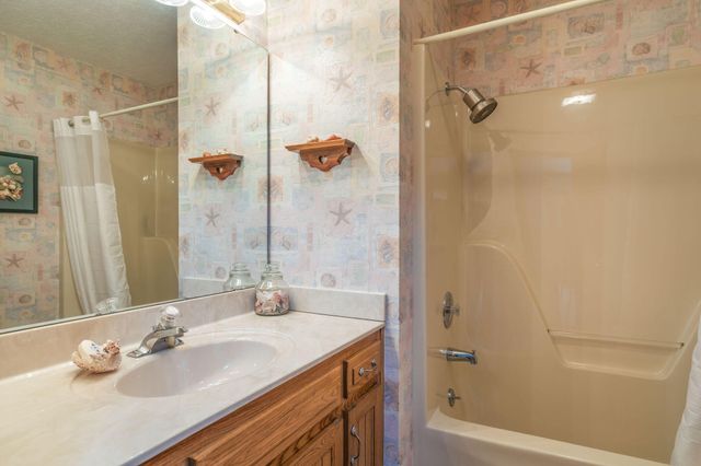 5 Treetop Drive, Kimberling City, MO 65686