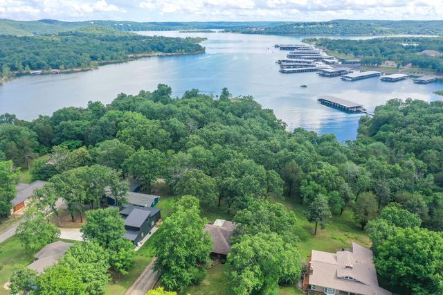 5 Treetop Drive, Kimberling City, MO 65686